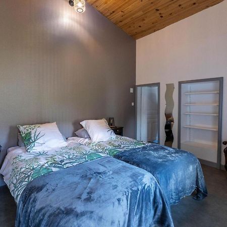 مبيت وإفطار Isserteaux Chambre D'Hote De La Petite Toscane D'Auvergne المظهر الخارجي الصورة